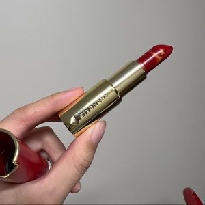 Given by lipstick 888